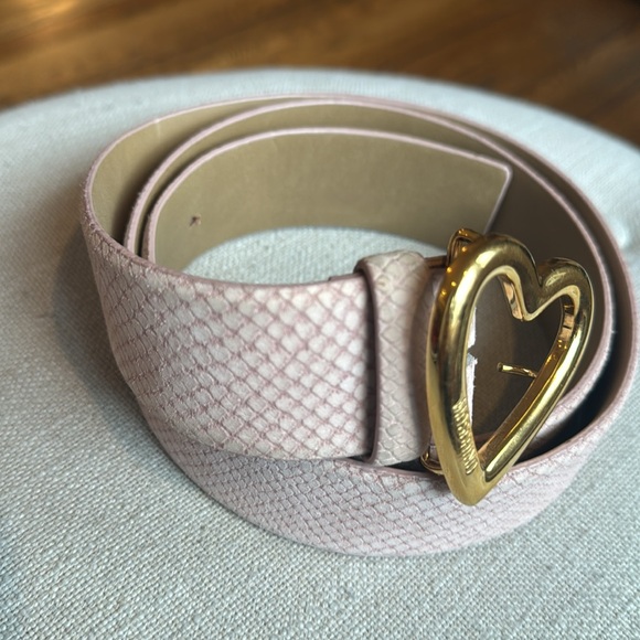 Talbots x Moschino Gold Heart Buckle Pink Snake Suede Belt Women's - Picture 2 of 9